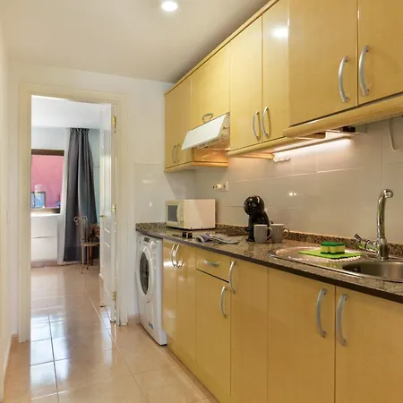 Oasis Bahia Fronte Piscine * コラレホ